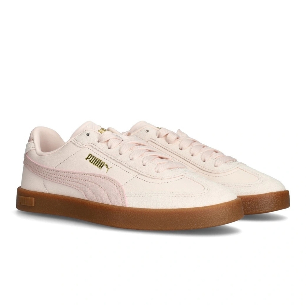 Puma Club II Era Sneakers Pink with a Gum Sole Women's Size 5.5